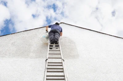 Peinture extérieure à Oyré — façades et ravalement